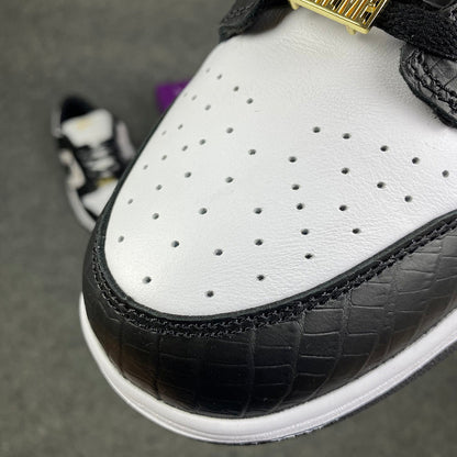 Supreme x Dunk Low OG SB QS 'Black'