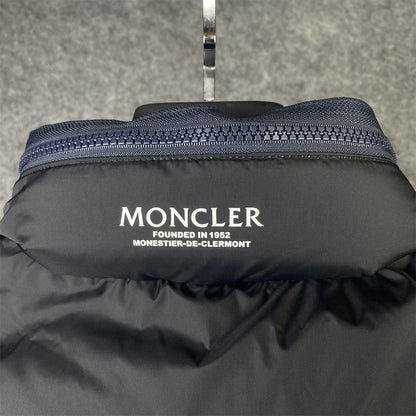 Moncler Peuplier Short Down Jacket 'Navy'