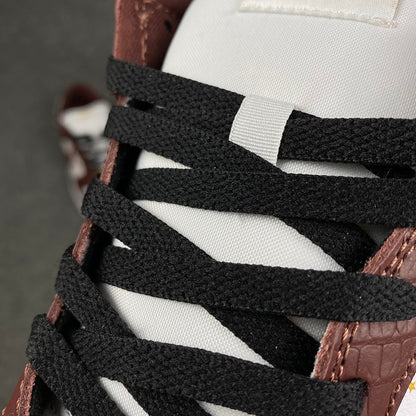Supreme x Dunk Low OG SB QS 'Barkroot Brown'
