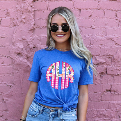 Scalloped Monogram Tees || Cute Monogrammed Shirts For Women || Mother's Day Gift || Personalized Shirts || Monogrammed Shirts || 10 Colors