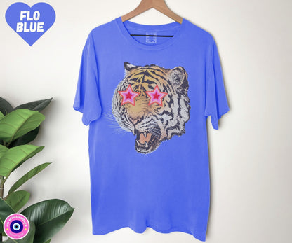Tiger Graphic Tee, Oversized Shirt for Women, Tiger Face Shirt, Gift for Her, Trendy Women's Shirt, Retro Graphic Tshirt for Women